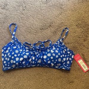 NWT target swimsuit top